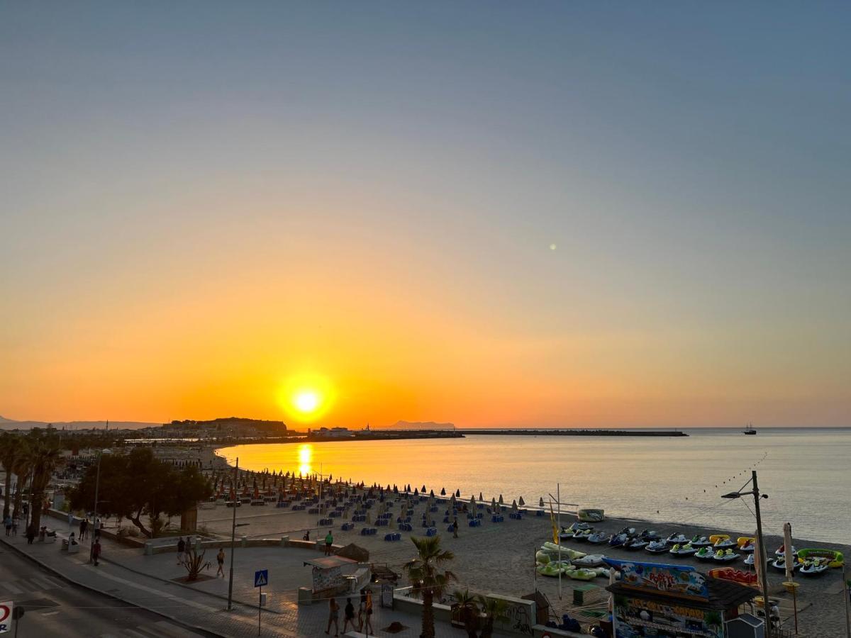 La Vie En Mer Apartments Rethymno  Екстер'єр фото