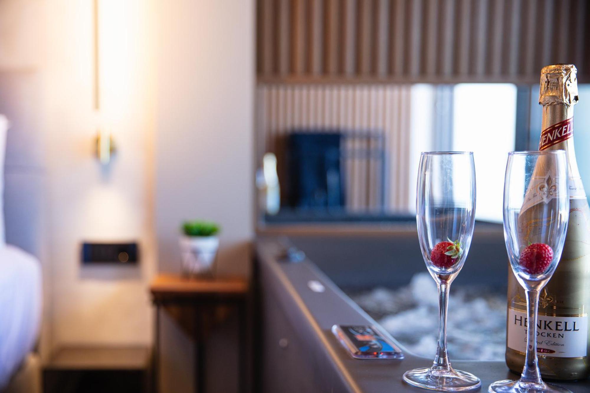 La Vie En Mer Apartments Rethymno  Екстер'єр фото